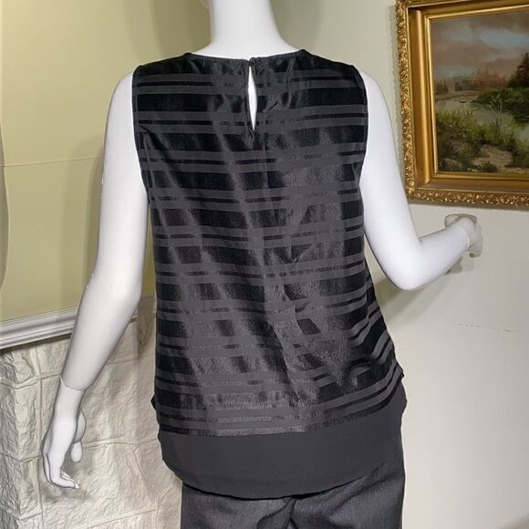 NWT! Banana Republic Black Sleeveless Overlay Blouse - Picture 5 of 13